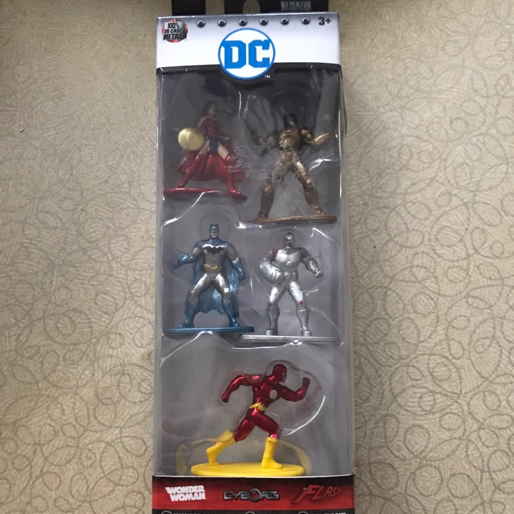 Nano Metal Die Hard Cast mini DC figurines